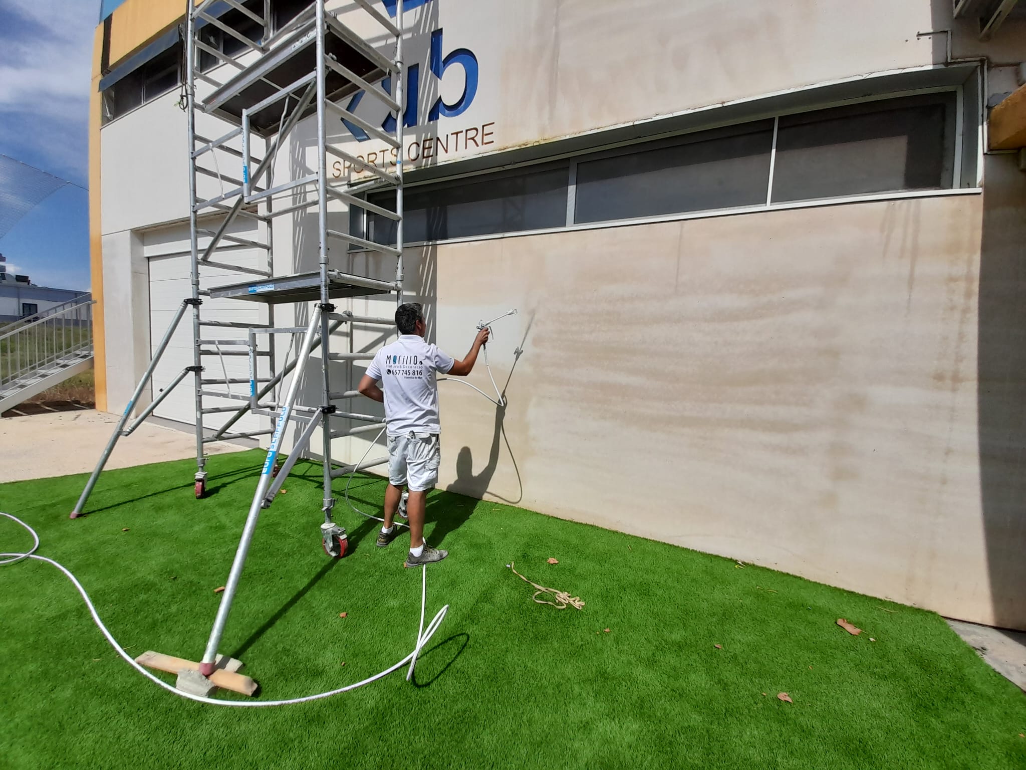 edificio pintando